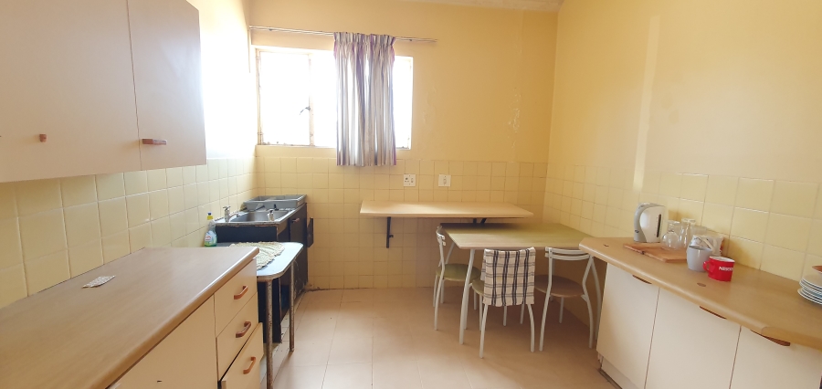 5 Bedroom Property for Sale in Uitenhage Upper Central Eastern Cape